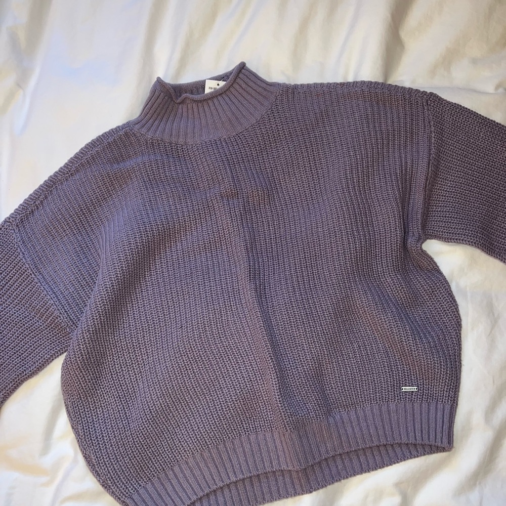 Small Hollister Purple balloon sleeve mock neck sweater brand new with tag